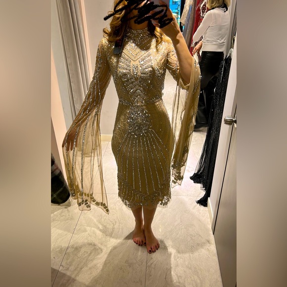 Evening gown - Picture 1 of 6